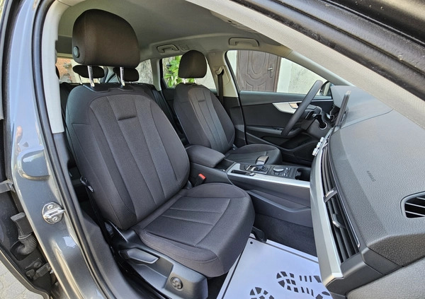 Audi A4 cena 47600 przebieg: 173000, rok produkcji 2016 z Sułkowice małe 352